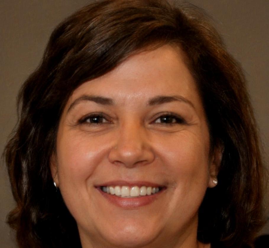 Fotografía de perfil de instructora Adriana Salgado